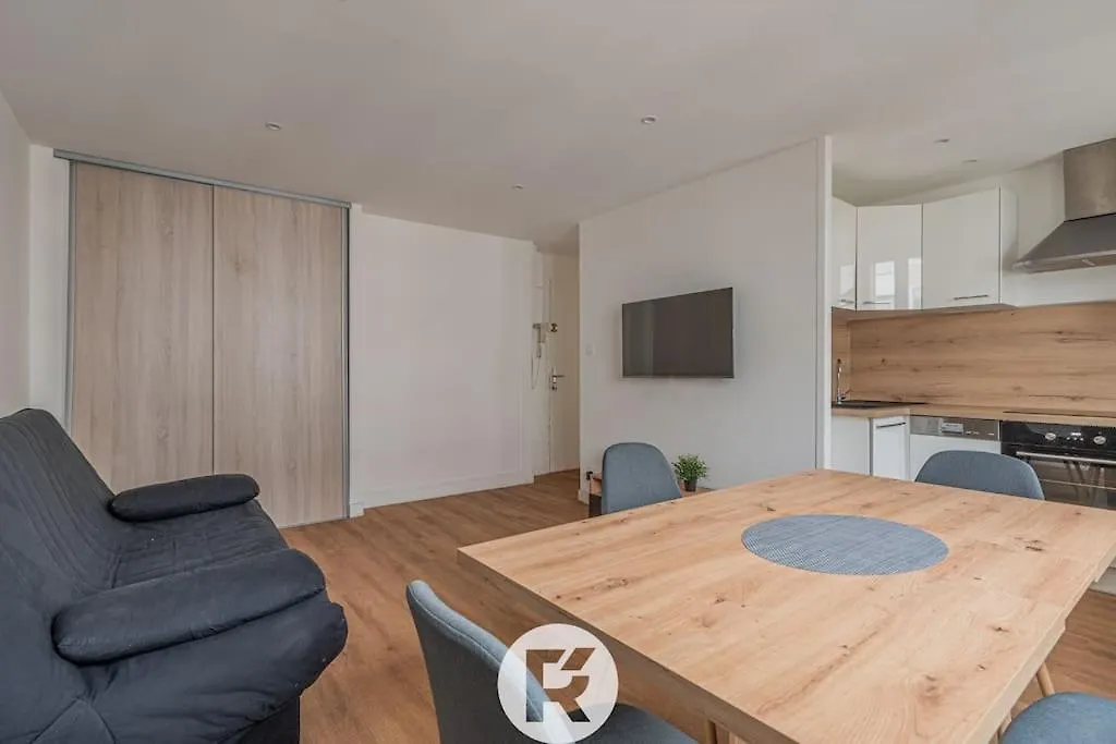 R'Apparts T2 Refuge Chic Grenoble Apartment